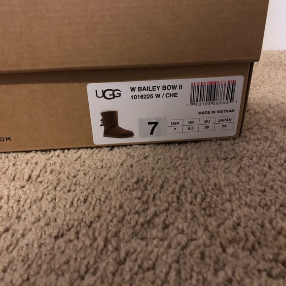 New ugg Bailey bow 2 boots - Picture 3 of 8